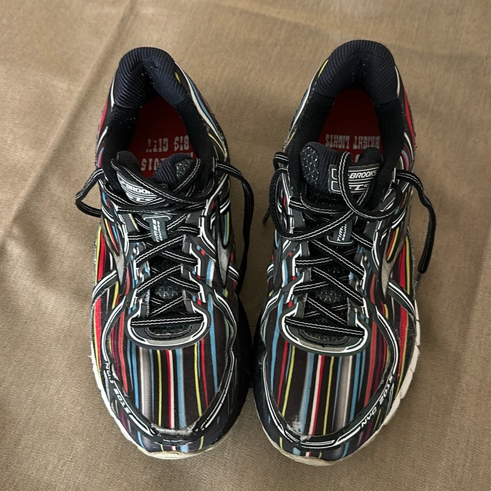 Brooks Adrenaline GTS 16 Special Edition - NY City Marathon
